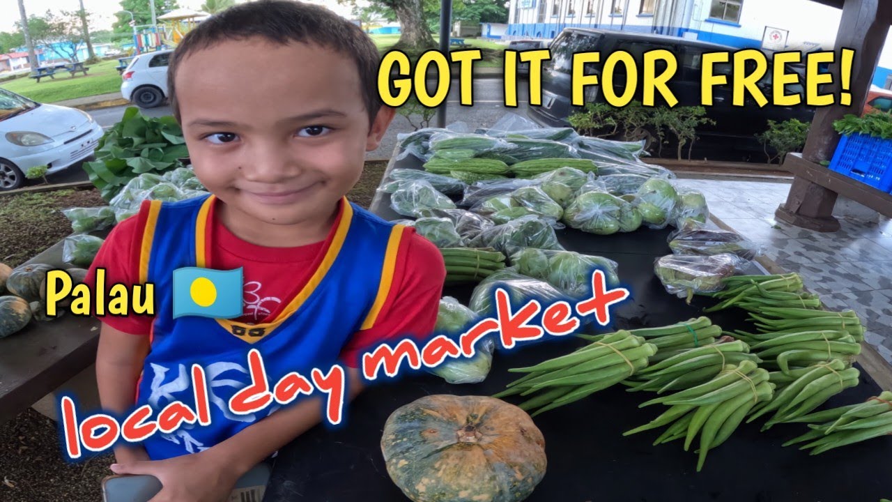 KOROR STATE LOCAL MARKET DAY IN ISLAND OF PALAU 