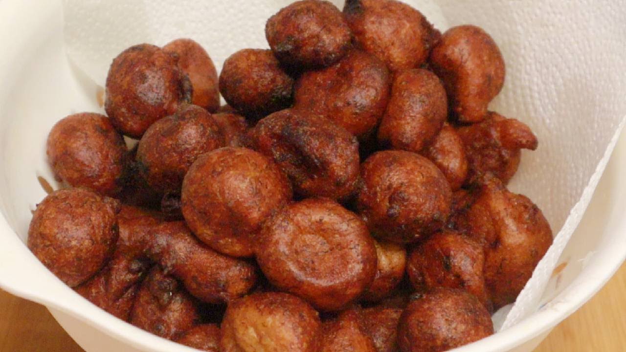 How to Make Cameroonian Banana Fritters | Beignets Banana | Afroflava Cuisine
