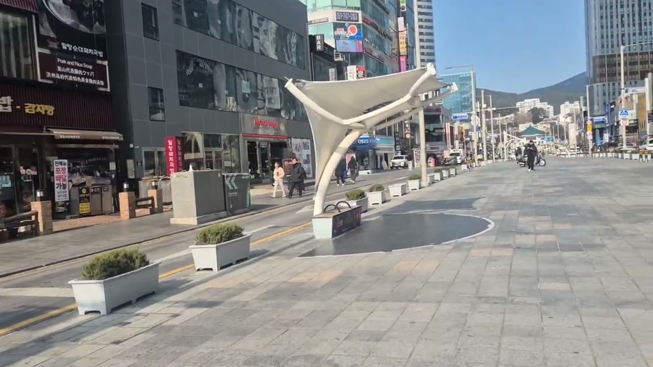 부산 해운대해수욕장 앞 구남로 거리 2026. 2. 2.