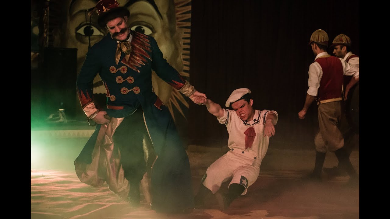 Odoroff at Moon Songs - Giffords Circus