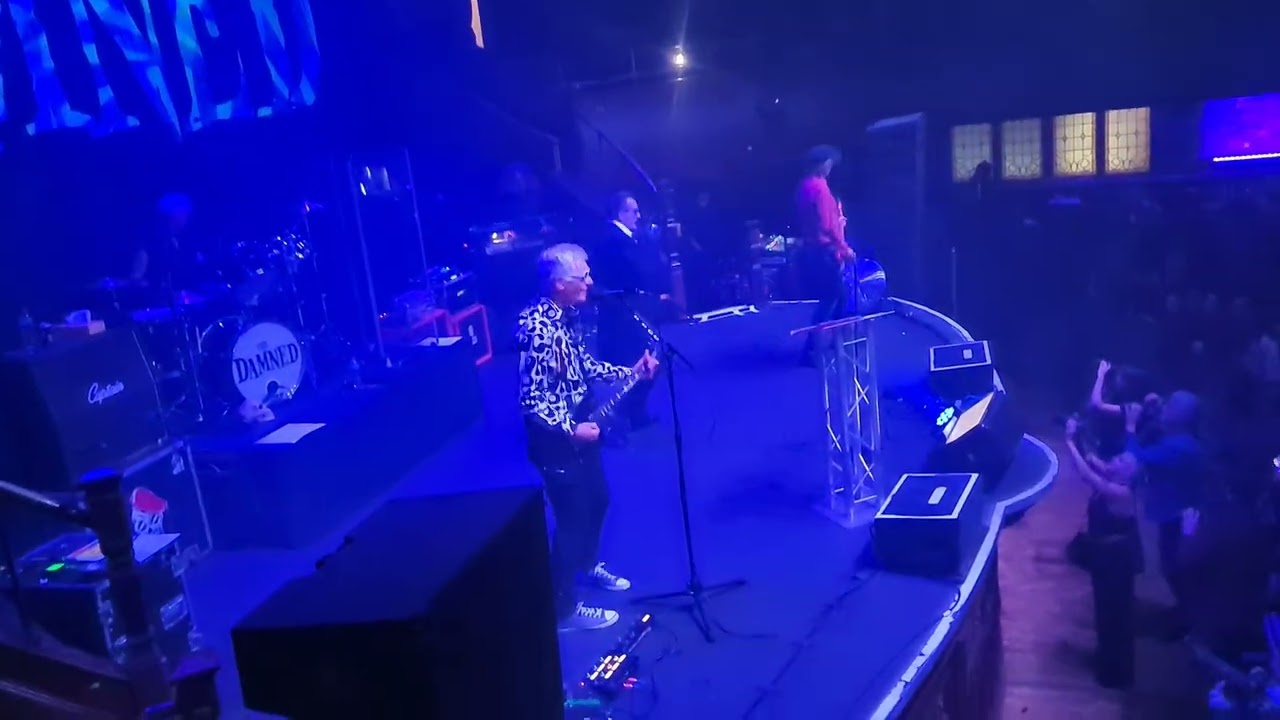 THE DAMNED - INTRO & A GHOST IN MY HOUSE - MANCHESTER ALBERT HALL 28/1/2026
