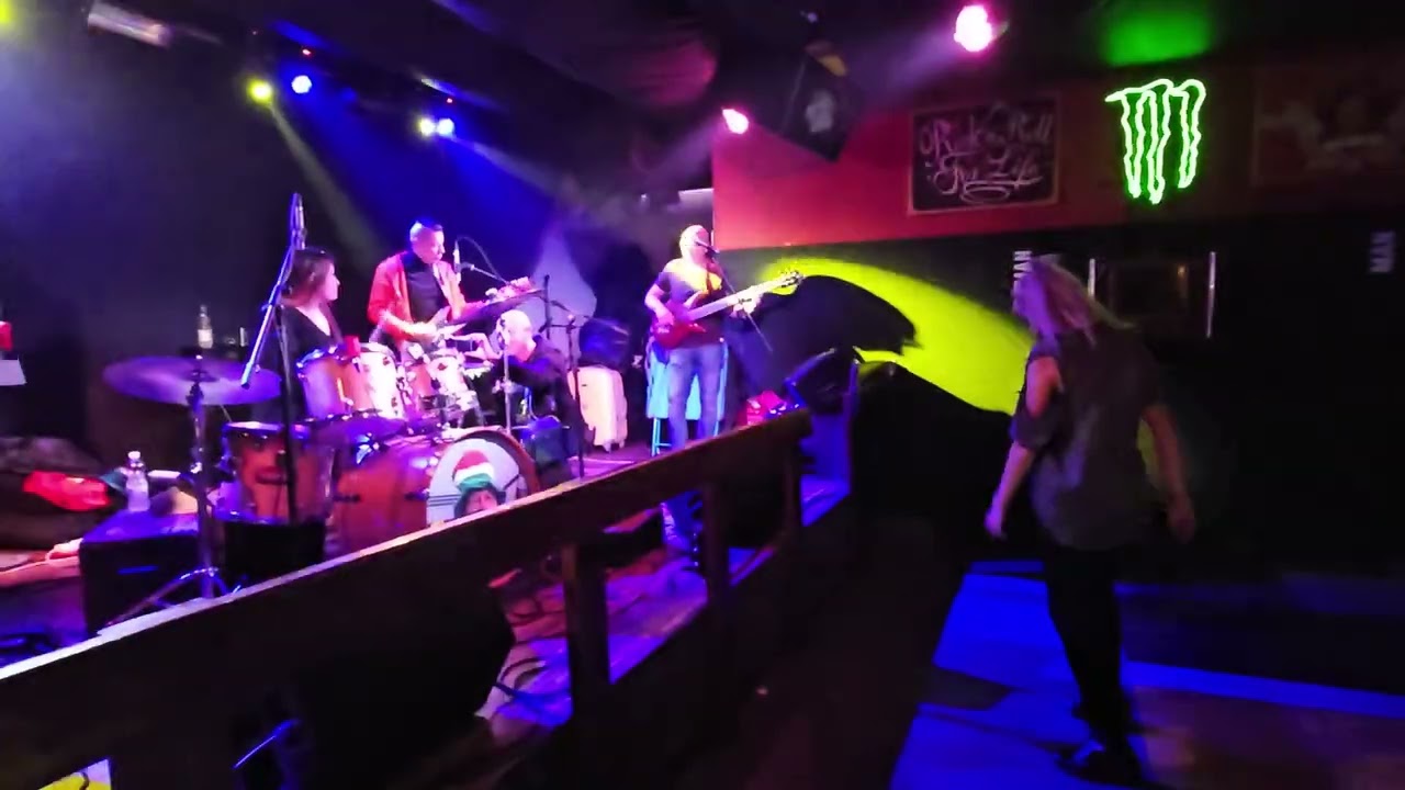 Anyámkínja - Soul Hunter Music Club Dunaszerdahely