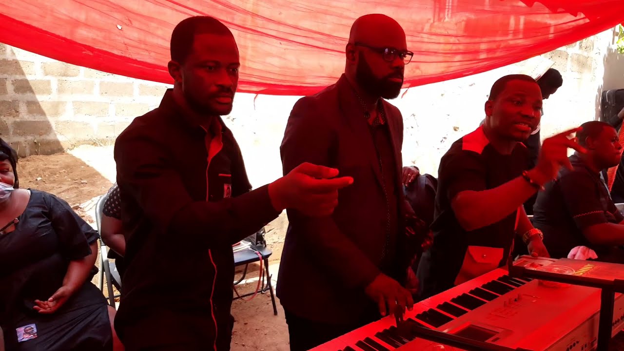 Hot Praise with Shaa (Shadrach Yawson)