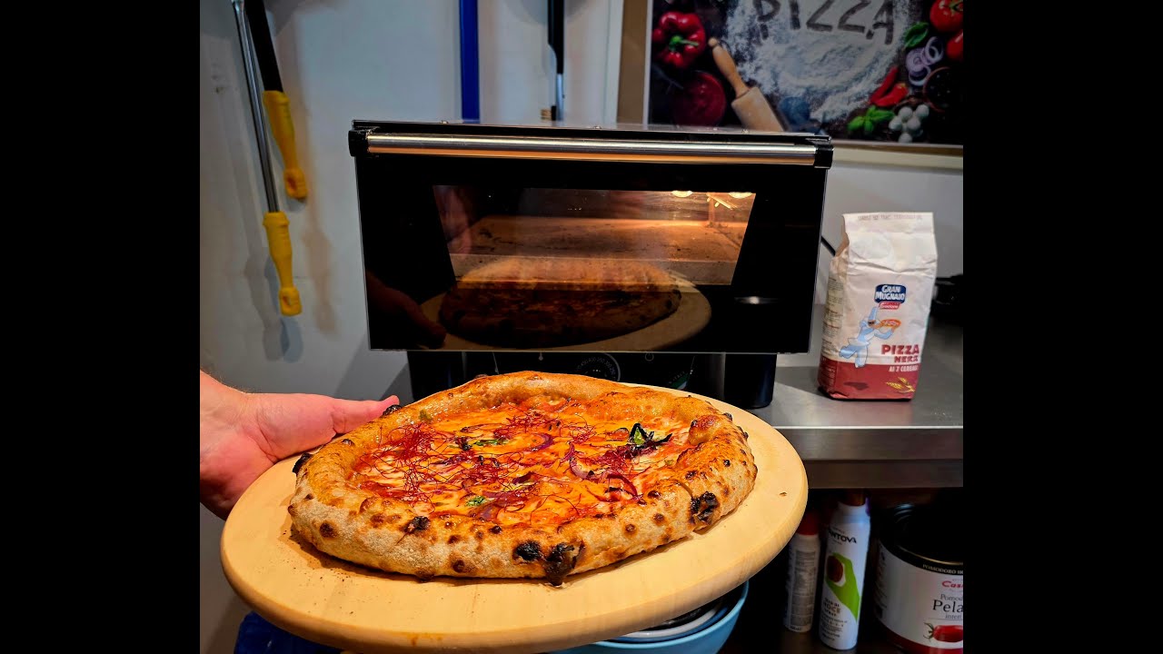 Padovai Olasz pizzakemence teszt Effeovens N3 Nápolyi pizza sütése Margherita alap/Lilahagyma!