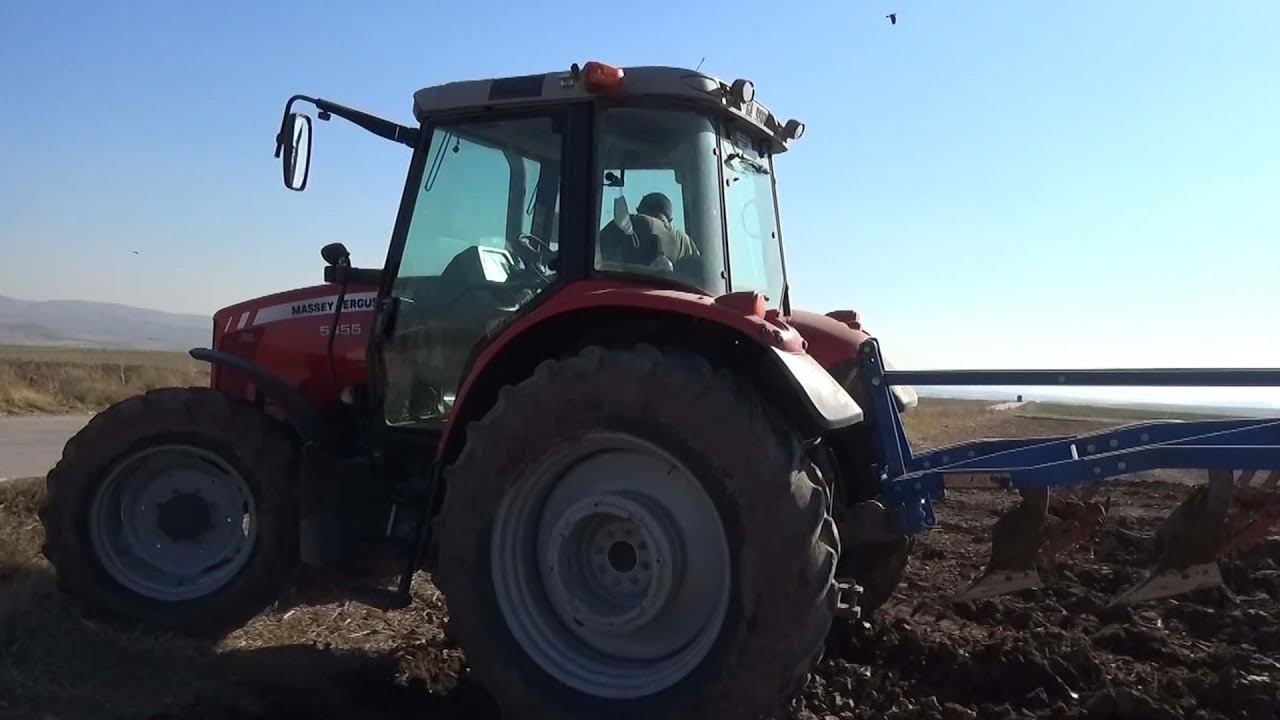 MASSEY FERGUSON 5455 6 LU PULLUK PANCAR YERİ SÜRÜYOR