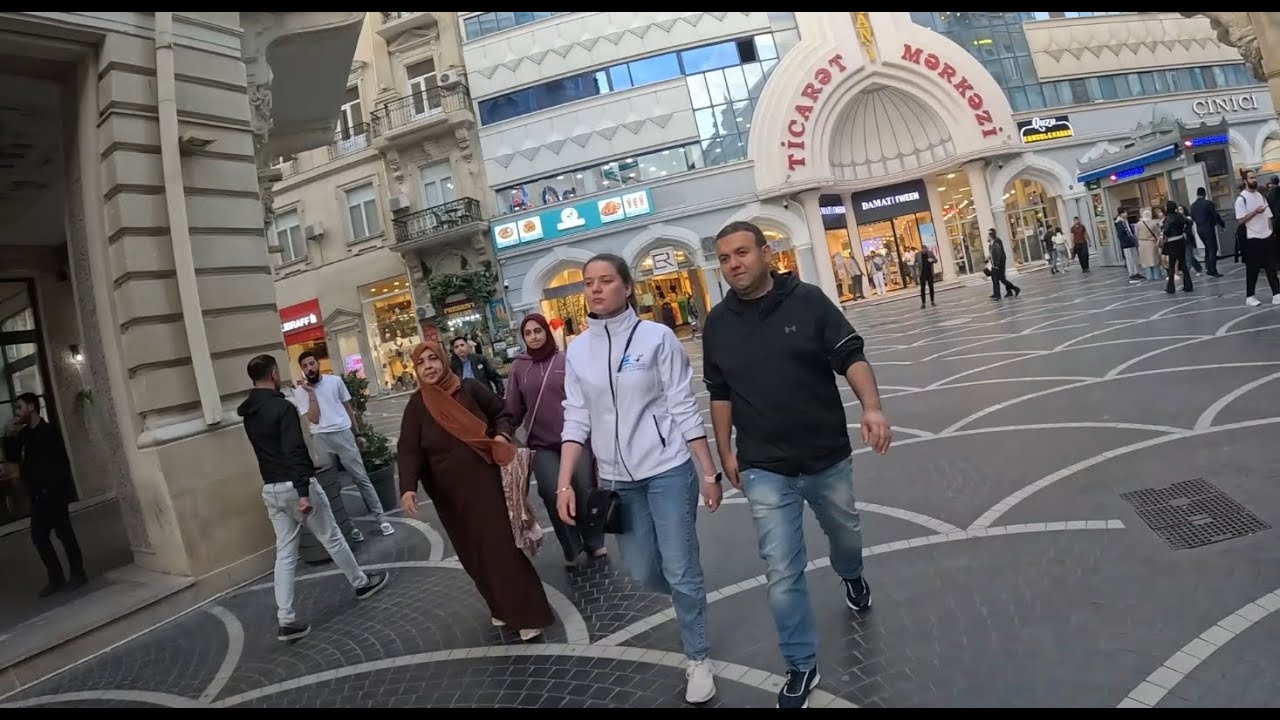 Baku city centre walking tours, Azerbaijan #baku #azerbaijan
