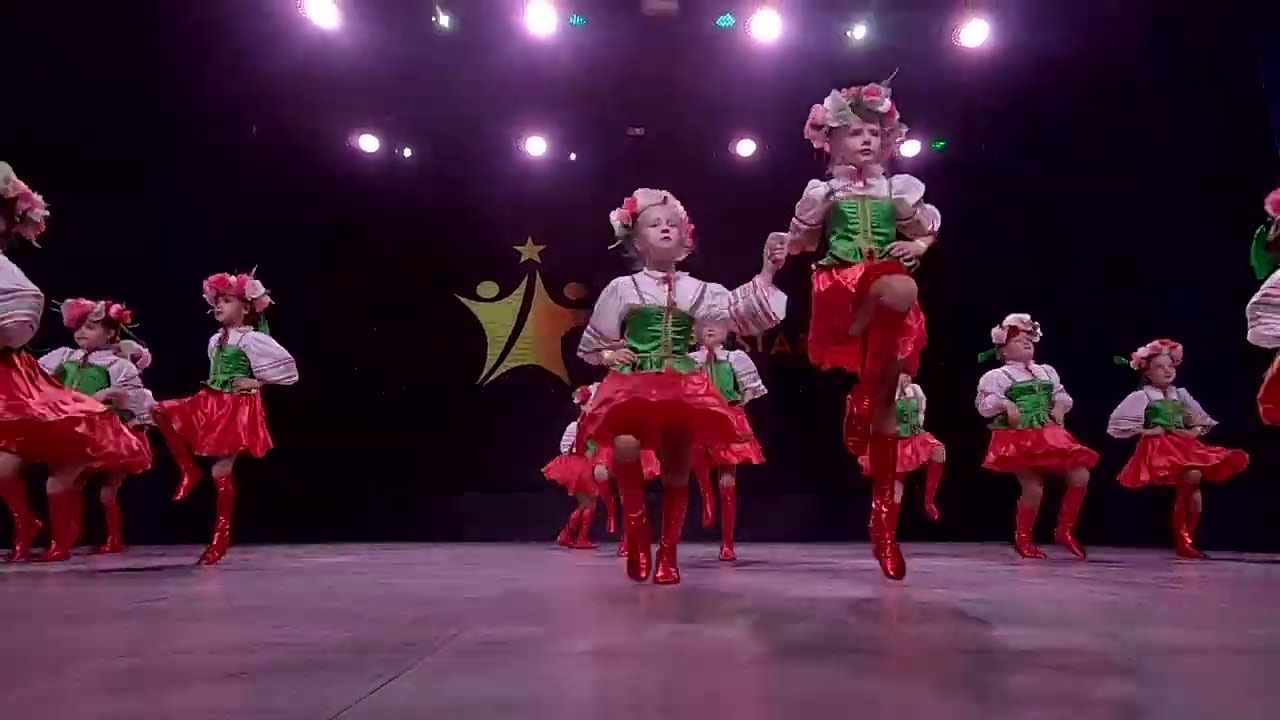 Happy star dance fest. Хореографический коллектив 
