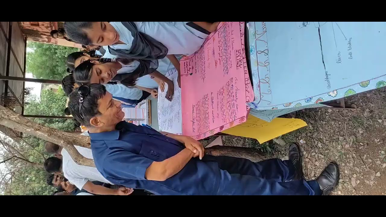 मेगा PTM पर MGGS नवीन देई में CBEO नैनवा टीम निरीक्षण करते हुए ।। 