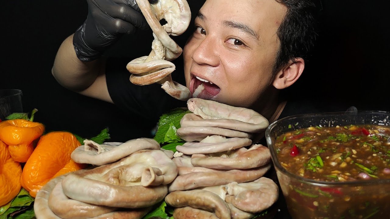 #17 MUKBANG ASMR Lòng non heo chấm mắm Thái | Khưu Ngọc Lâm