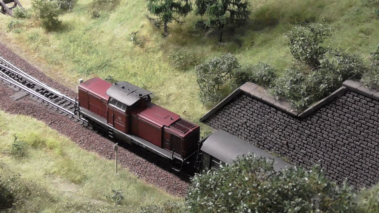 BR 50 kreuzt mit BR 212 [V 100] in Wilstein