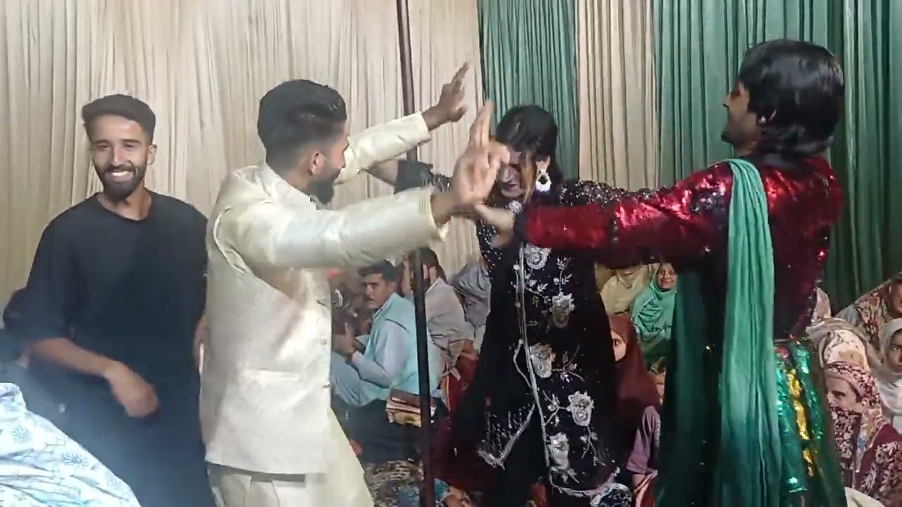 Kashmiri sad song singer Tanveer dancer mahie jaan kashmiri song 7889835816 9103829772 