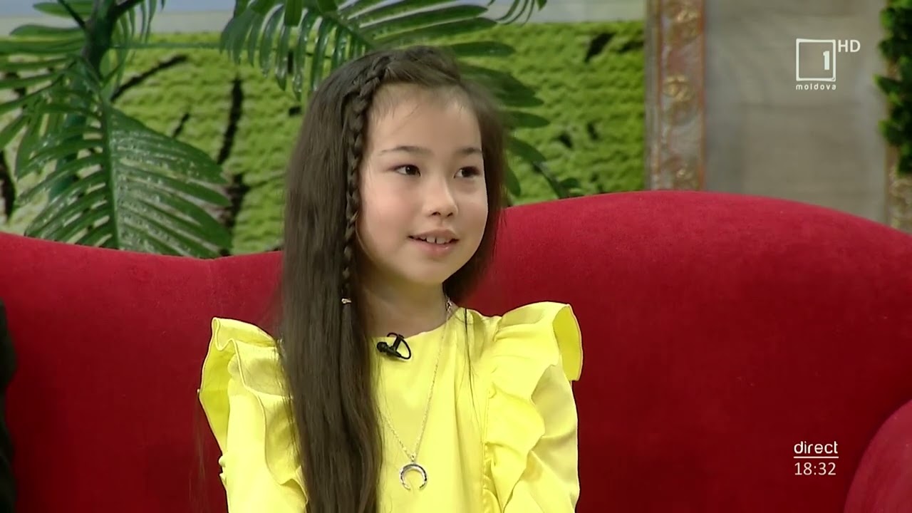 Astrologul Tanya Toho și fiica sa Alice, la „Cine vine la noi?”