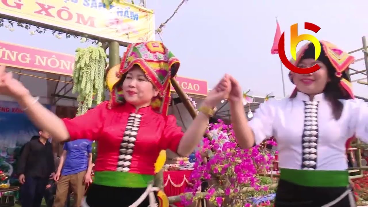 DÂN CA THÁI- TRƯỚC PHÚT GIAO THỪA( CƯN ĐẮN HEM PÌ NHẠI) CÁC GIỌNG CA ĐI CÙNG THỜI GIAN- VUI XUÂN