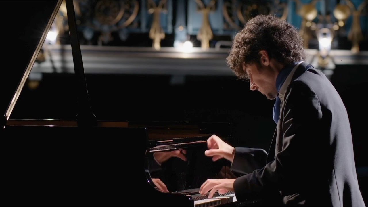 Federico Colli plays: Beethoven Sonata op. 27 n. 2 (Moonlight)