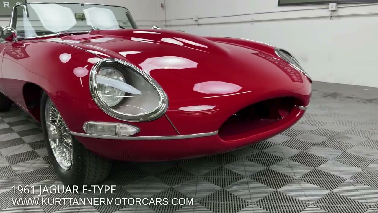 1961 JAGUAR E TYPE