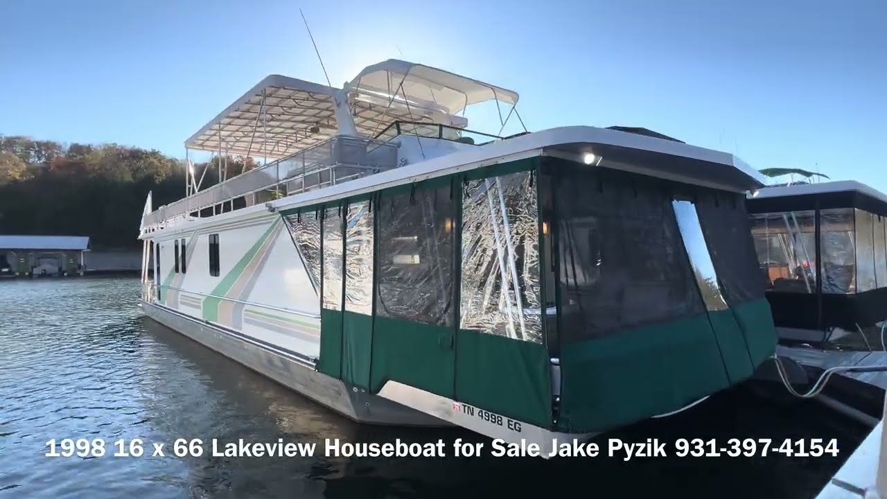 Houseboat For Sale 1998 Lakeview 16 x 66 Dale Hollow Lake. 