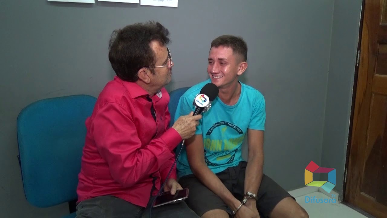 JOVEM É PRESO POR RECEPTAÇÃO DE CELULAR