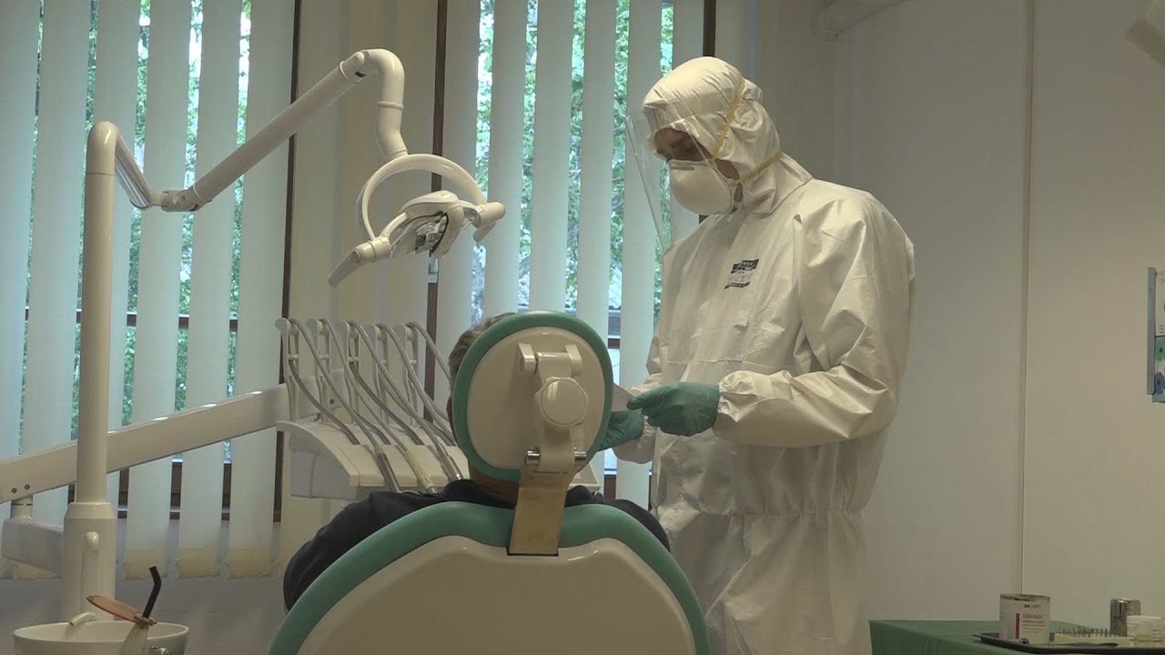 M&aacute;r nem csak s&uuml;rgőss&eacute;gi beavatkoz&aacute;sokat v&eacute;geznek a fogorvosok