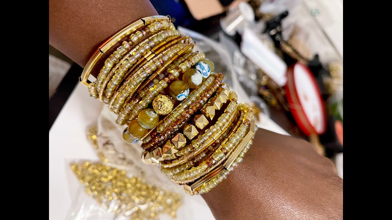 How to Make Glamorous Easy Cuff Bracelet - Memory Wire using Beads and Stones - One Size Fits all