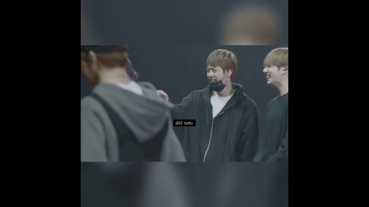 only jin has courage to do this🤣🤣
