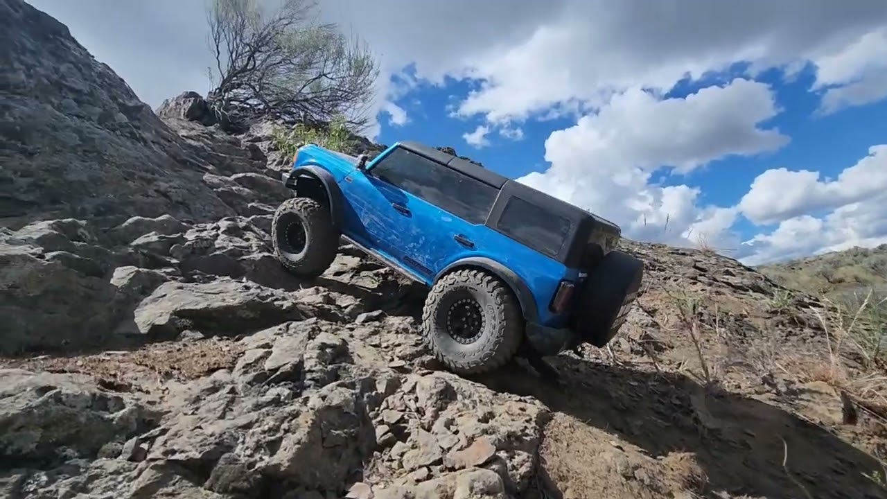 All stock No weight Just tires Trx4 Ford Bronco Off-road Adventure. BFGOODRICH km3 tires #rc4x4 