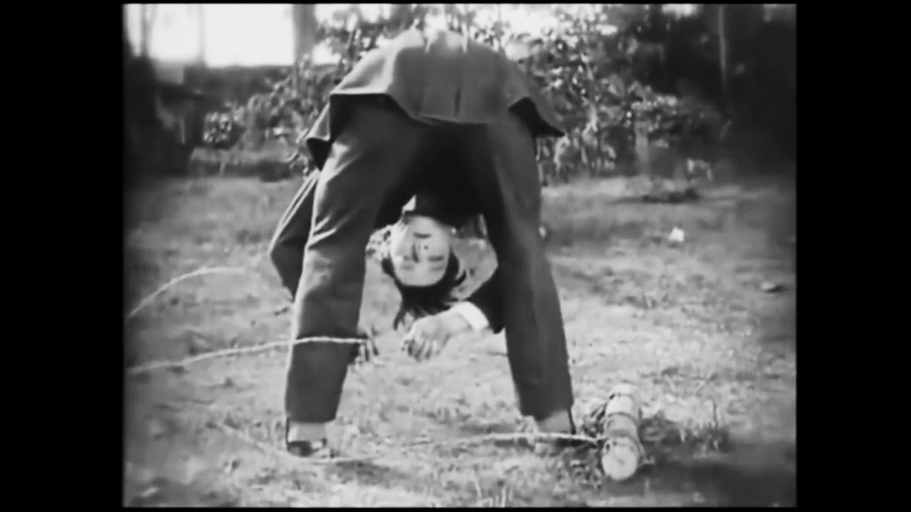Buster Keaton chase scene