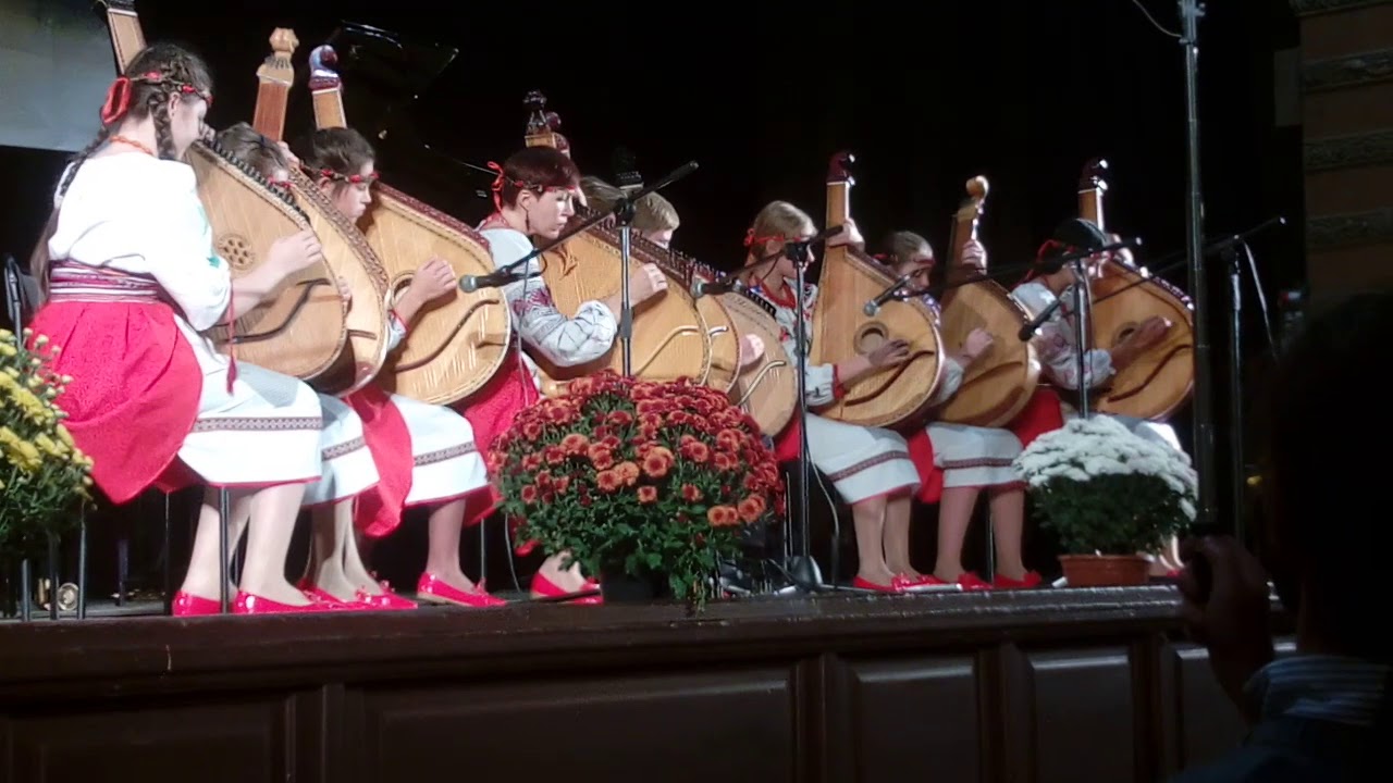 Бандуристы