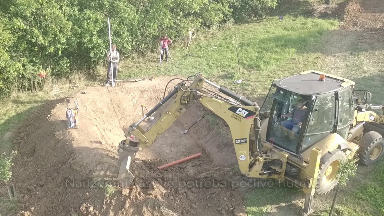 Domovní přirodní čistírna pro 6 obyvatel - výstavba