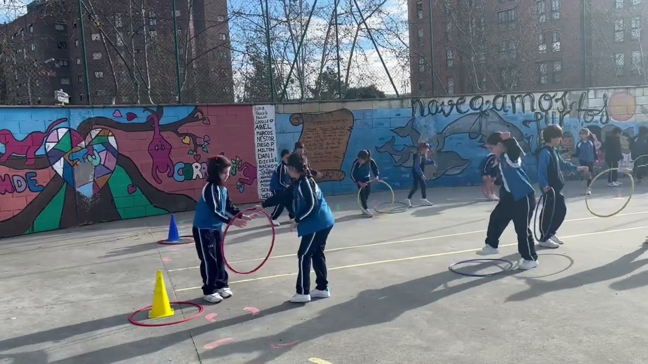 Juegos cooperativos con aros
