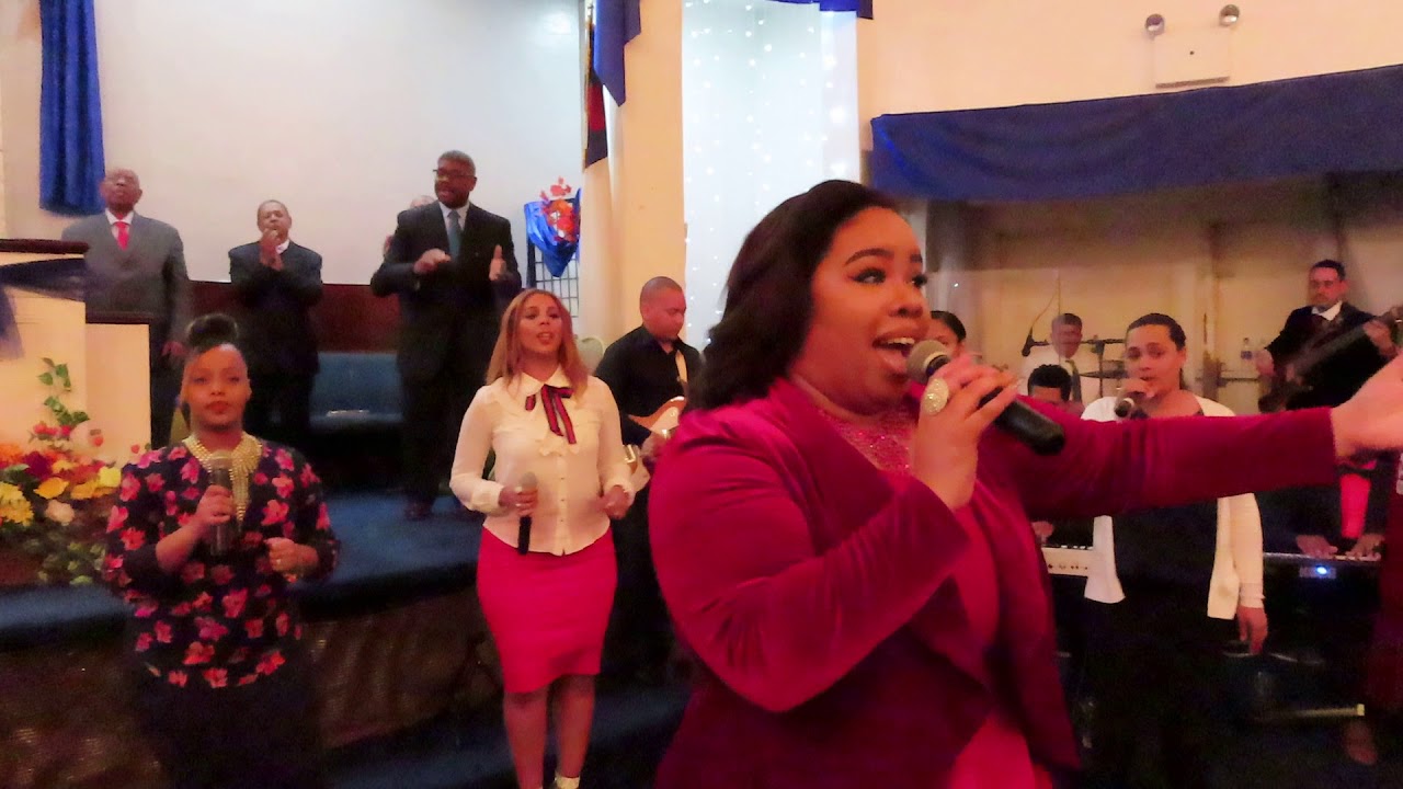 Coro Jehova Shalom - Medley