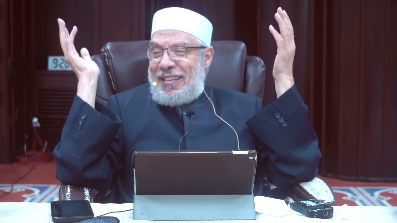 التحايل للطواف في صحن الكعبة بلبس زى الإحرام!!/السبت(30-9-2023م)فتاوى علي الهواء مباشرة