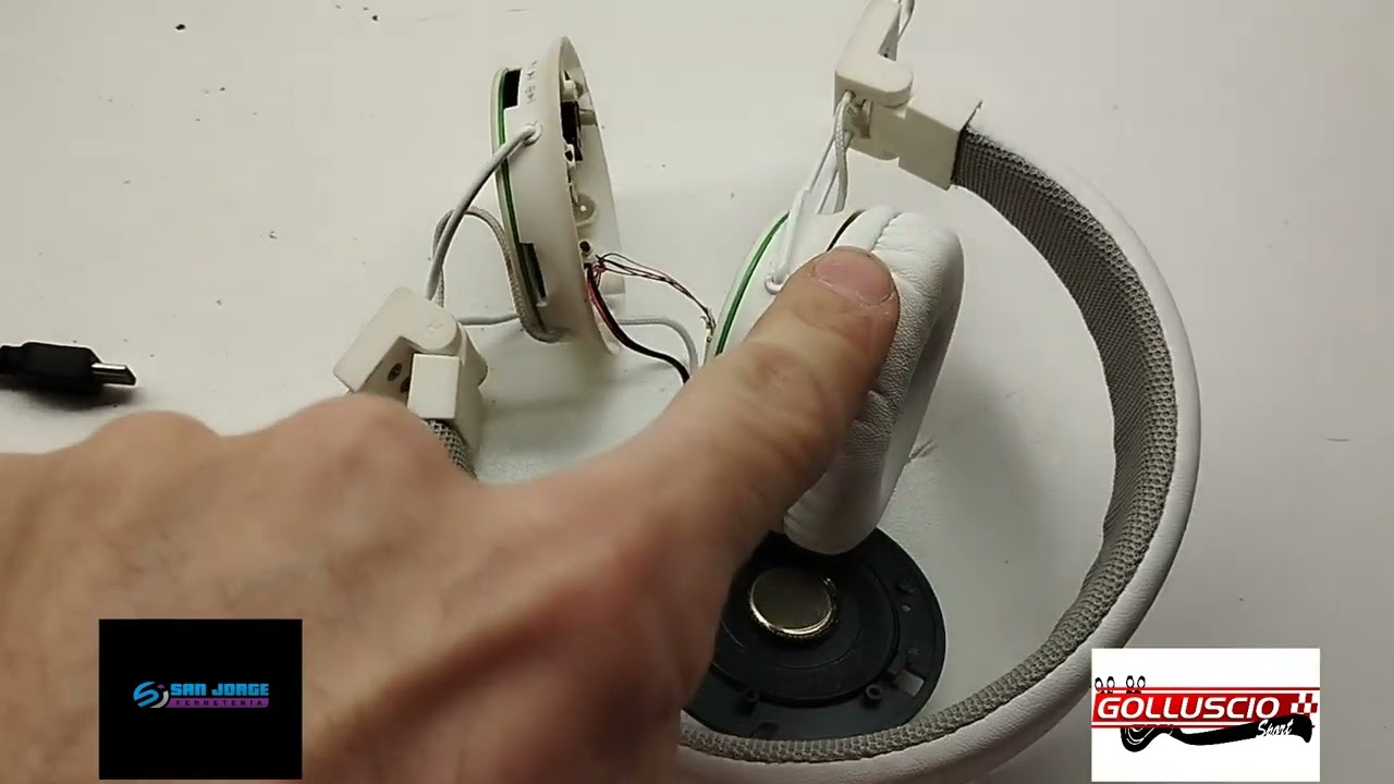 202 - NKT Ind - 29 Jun 24 - Reparación ficha de Carga Auricular bluetooth + radio