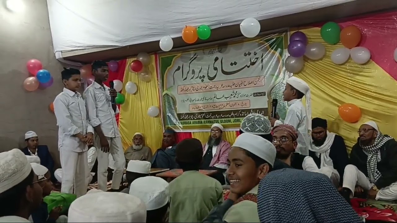 Bahut hi Shaandaar mukalma hai aap hazrat zarur sune madarsa Arabiya rahmatul uloom jori ke talaba 