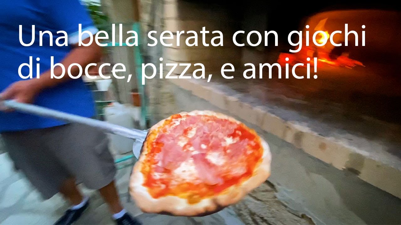 Una bella serata con giochi di bocce, pizza, e amici!