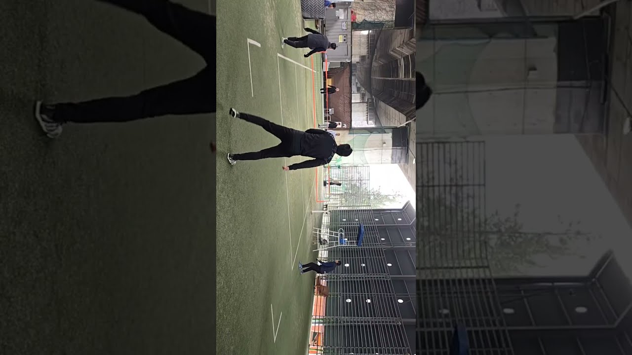 목요 낮족구의 메카...화목족구방앗간..02랑 족구랑 라이브 스트리밍 중