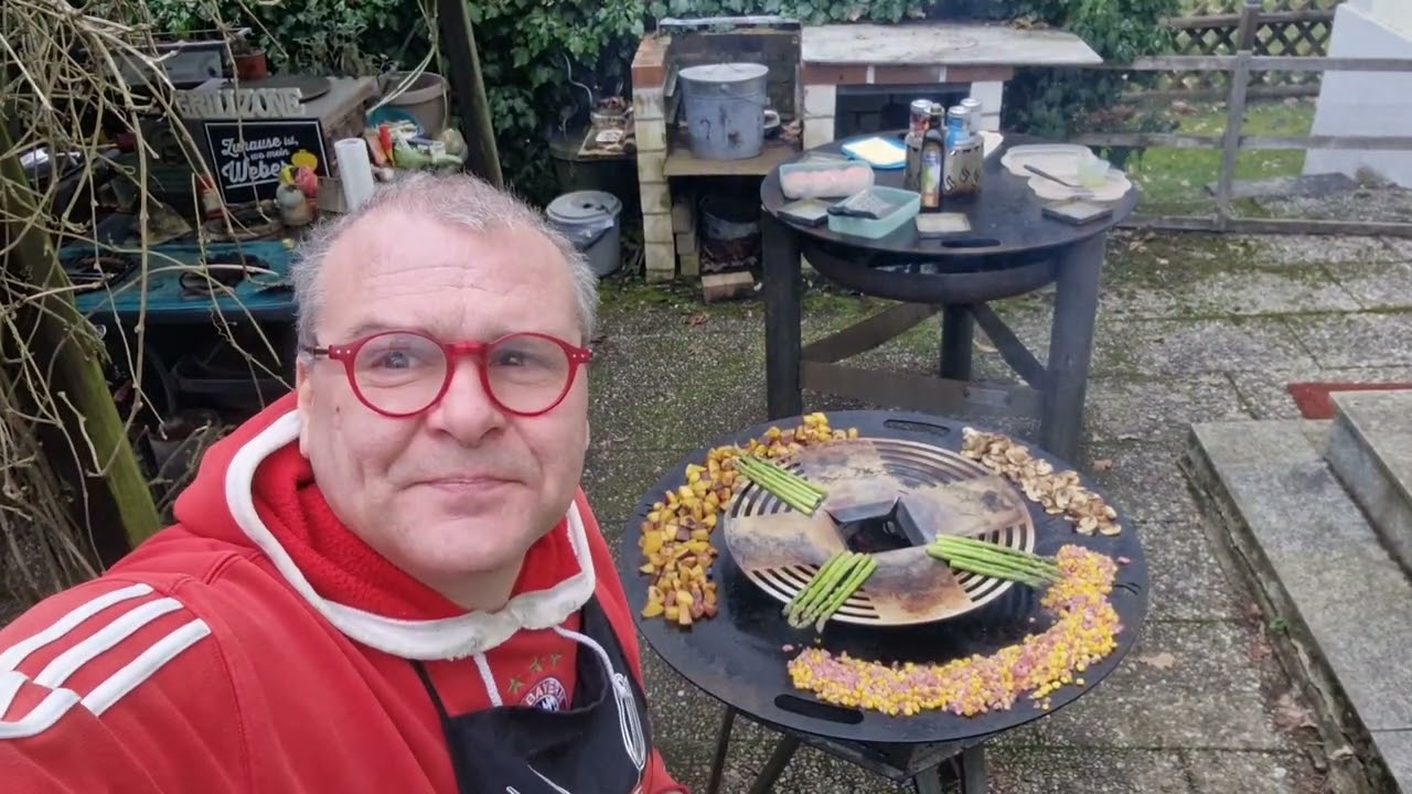 Raclette auf der Feuerplatte 