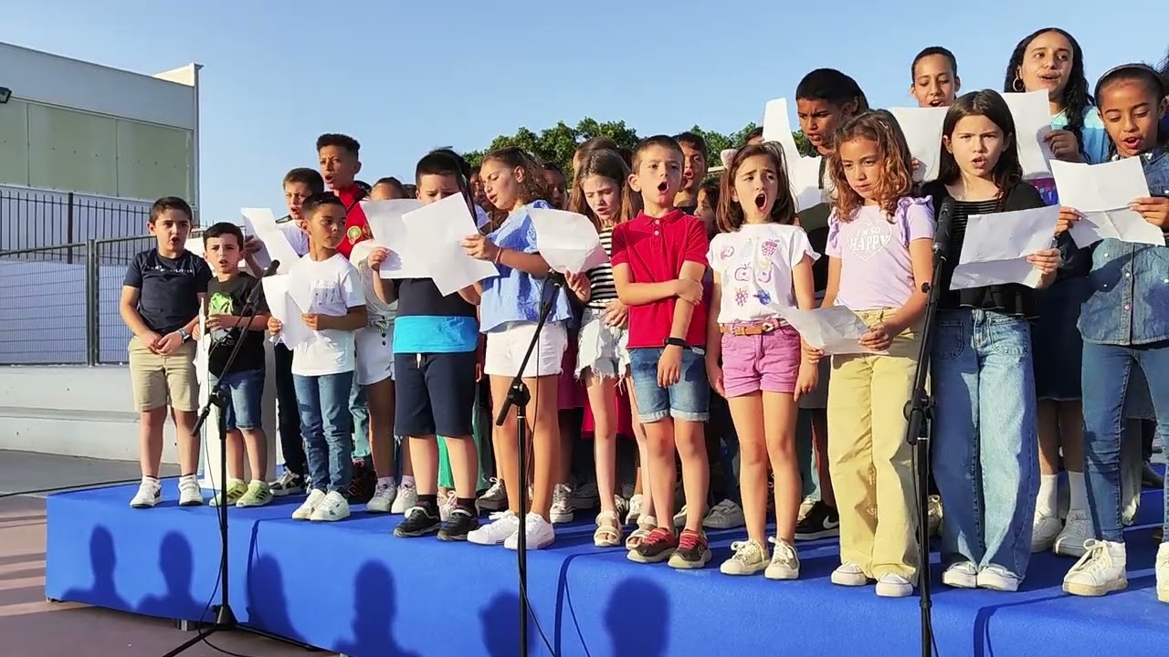 Himno del colegio interpretado por el alumnado en la gala del 25 aniversario - CEIP Concordia