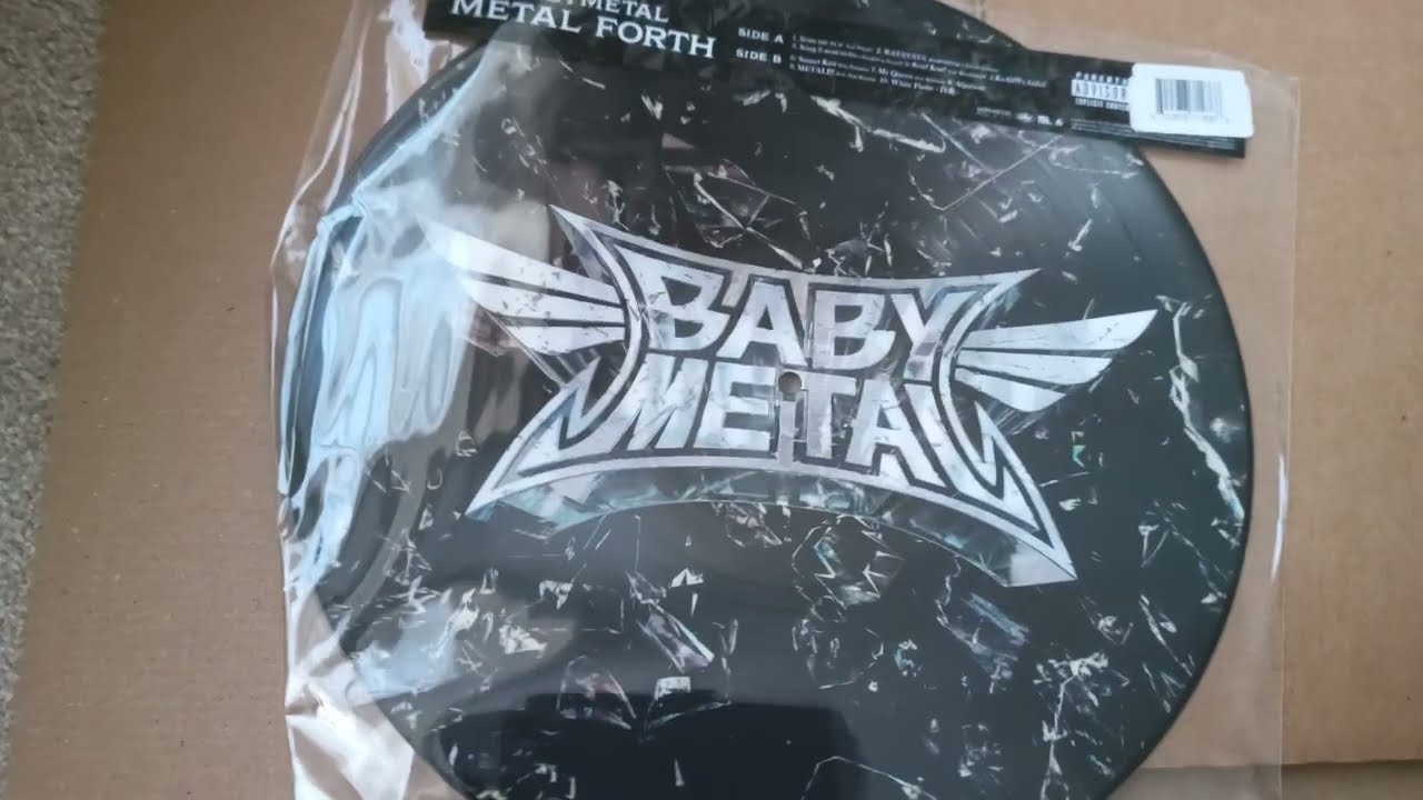 Unboxing Shattered Glass Vinyl Picture Disc Metal Forth LP CD + Signed Art Cards No music Babymetal