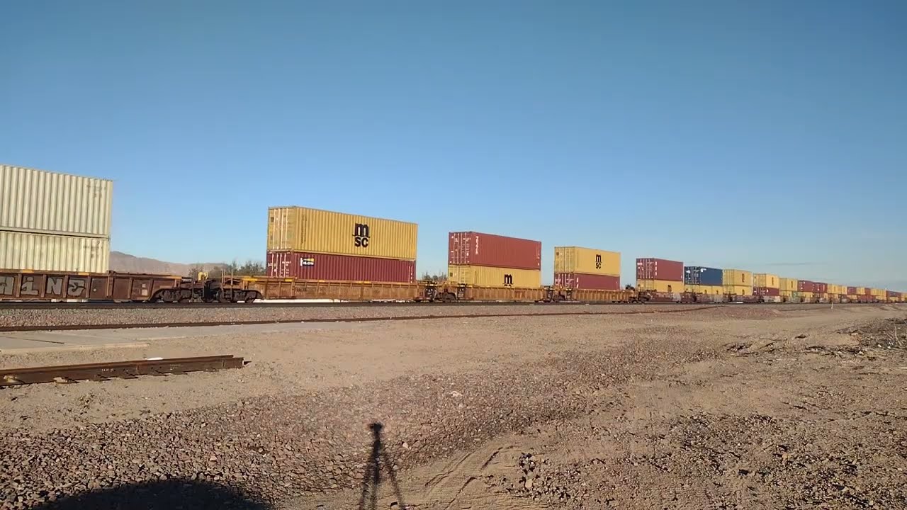Monster WB BNSF Port Stack Train At Daggett CA! #bigbossrailfanner