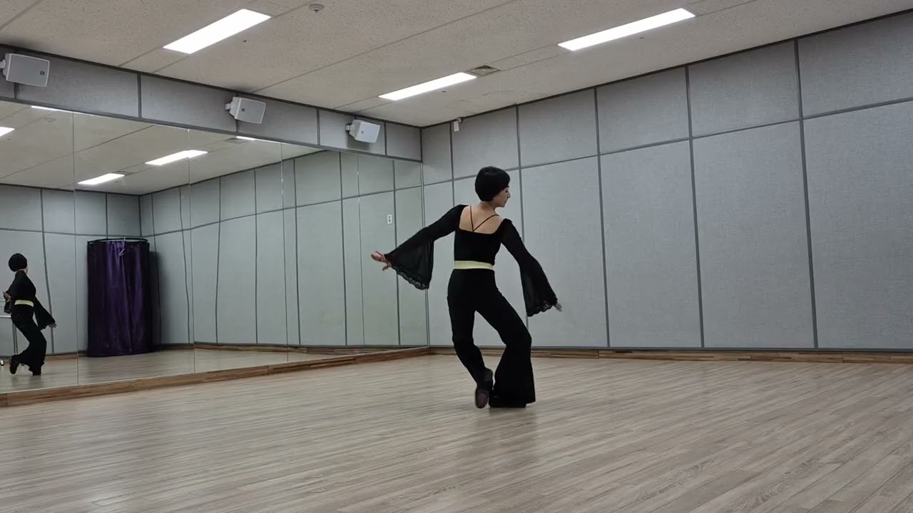 Let Me Be Your Reason - Line Dance | Easy Intermediate | by Frank Heelan - January 2026