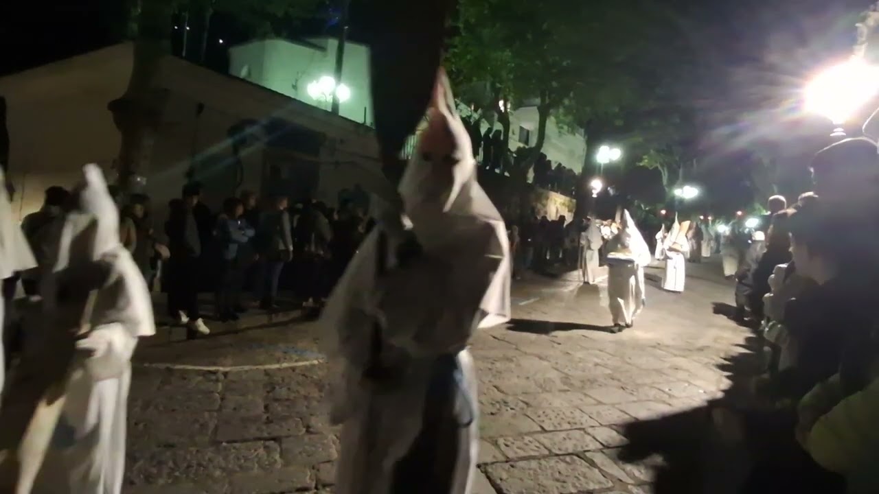 Processione giovedì santo meta di sorrento 2025