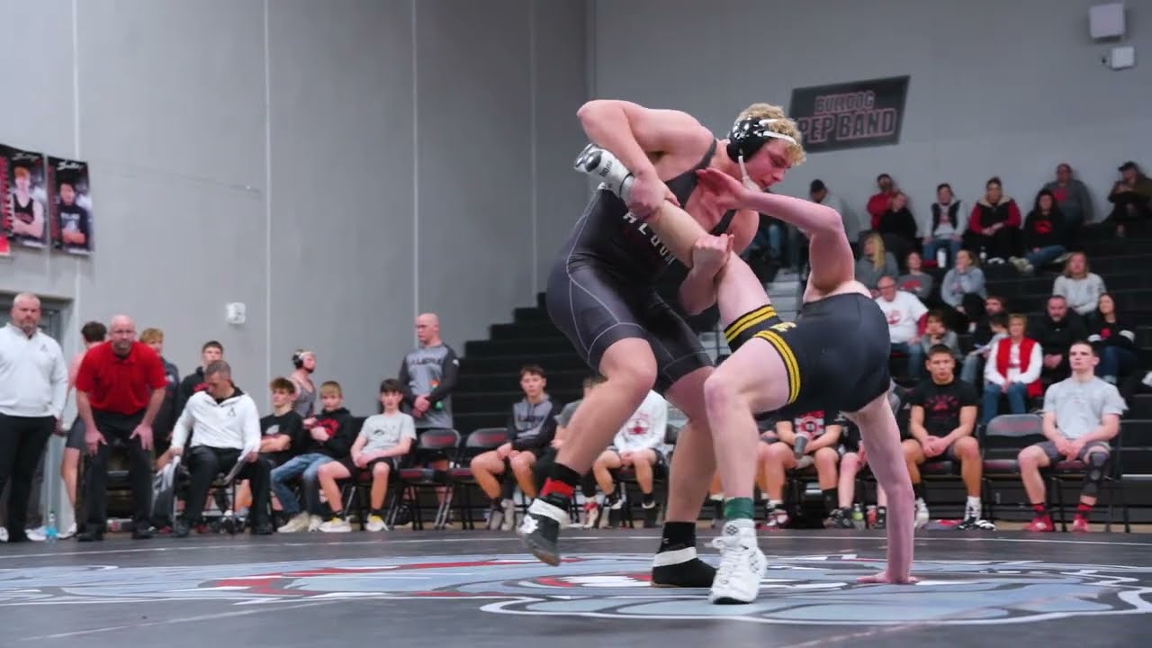 Algona Bulldog Wrestling Vs  Clear Lake