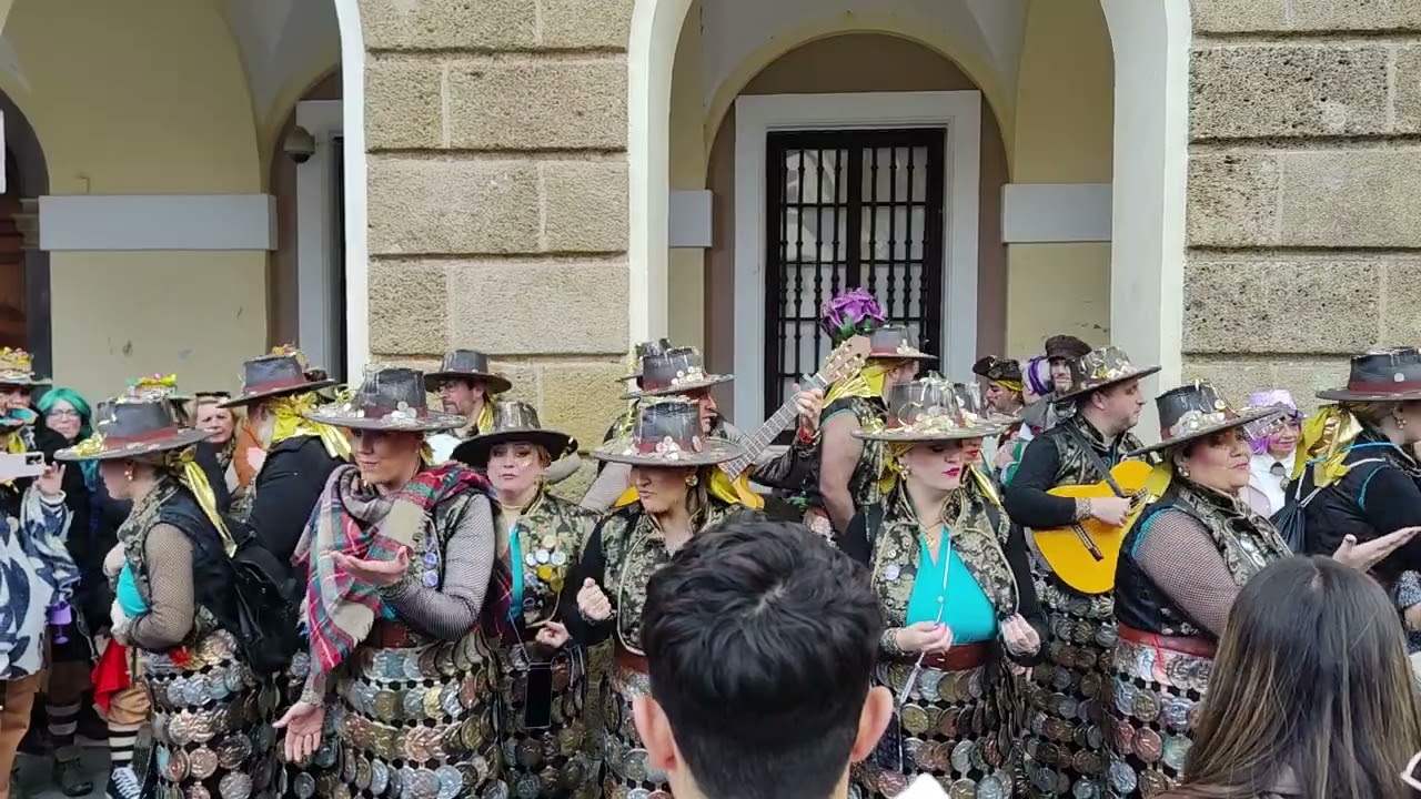 COMPARSA LAS PERRAS I PASODOBLE I PLAZA DE SAN JUAN DE DIOS
