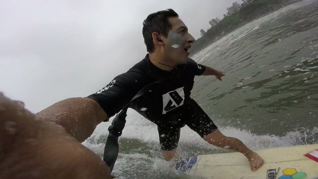 Surfing - winter sesh // Makaha Beach - Miraflores, Lima - Perú