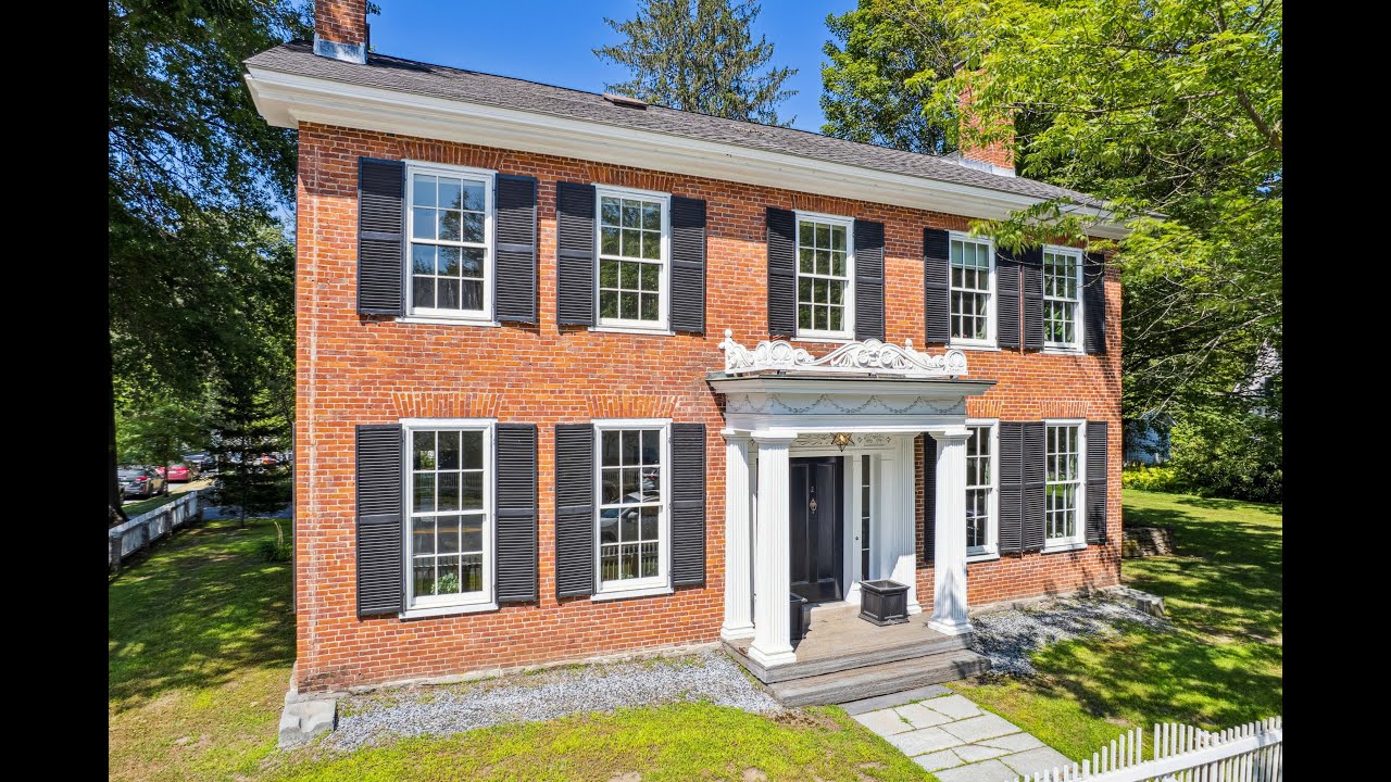 SOLD: 2 PLEASANT STREET - Woodstock, VT / $2,350,000