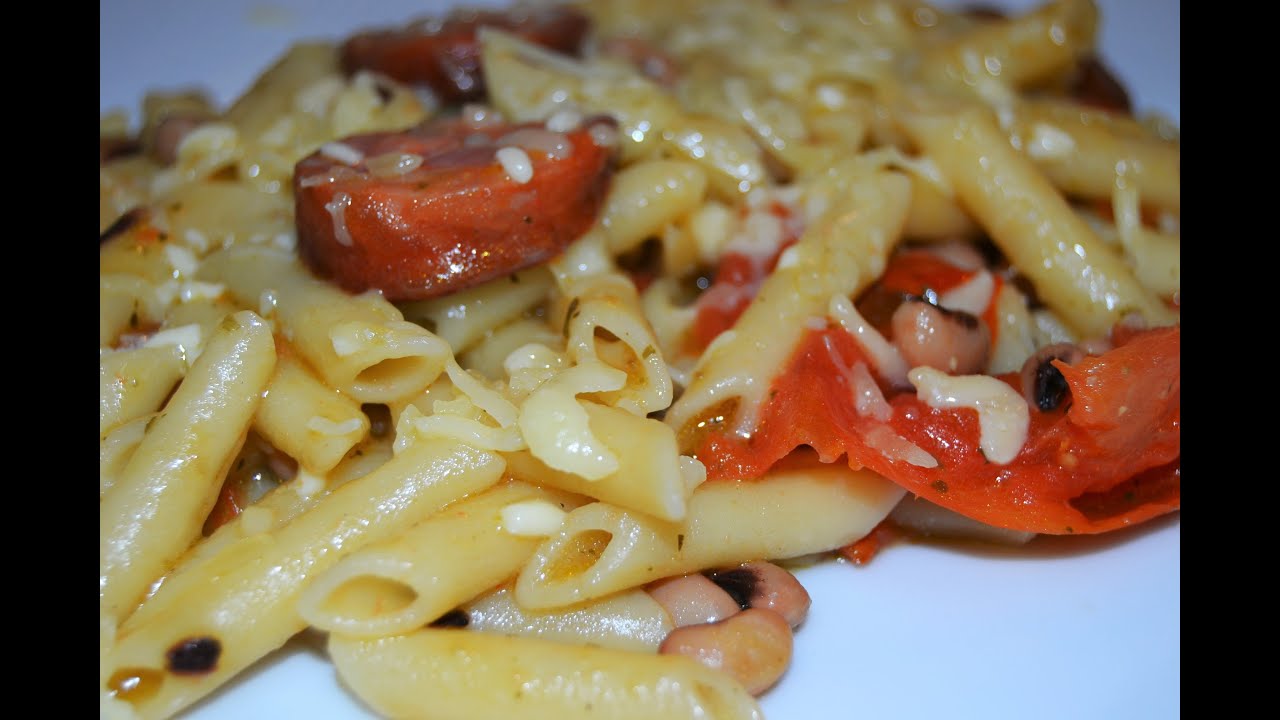 Receita de chouriço com feijão frade e massa by necasdevaladares