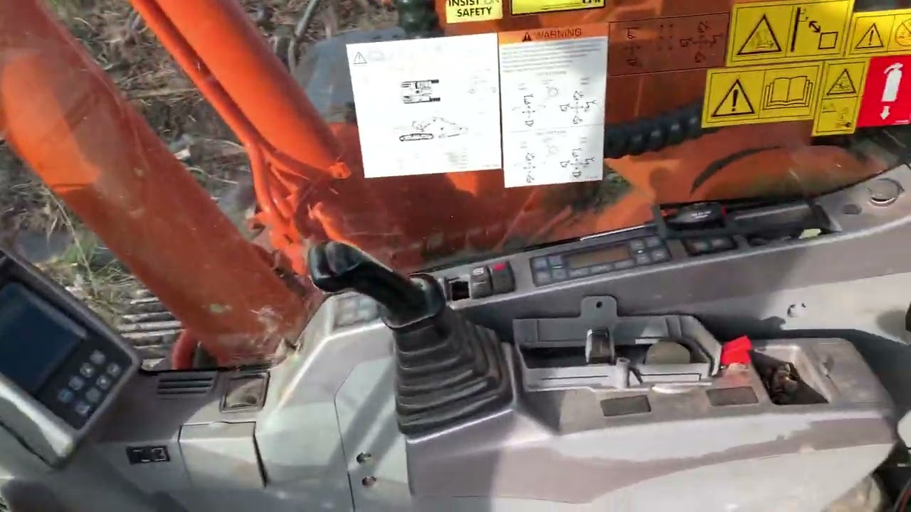 Экскаватор Doosan dx225 - [обогрев кабины не работает]