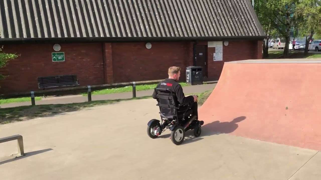 How to use the LITH-TECH SMART CHAIR Folding electric wheelchair……in a skate park!