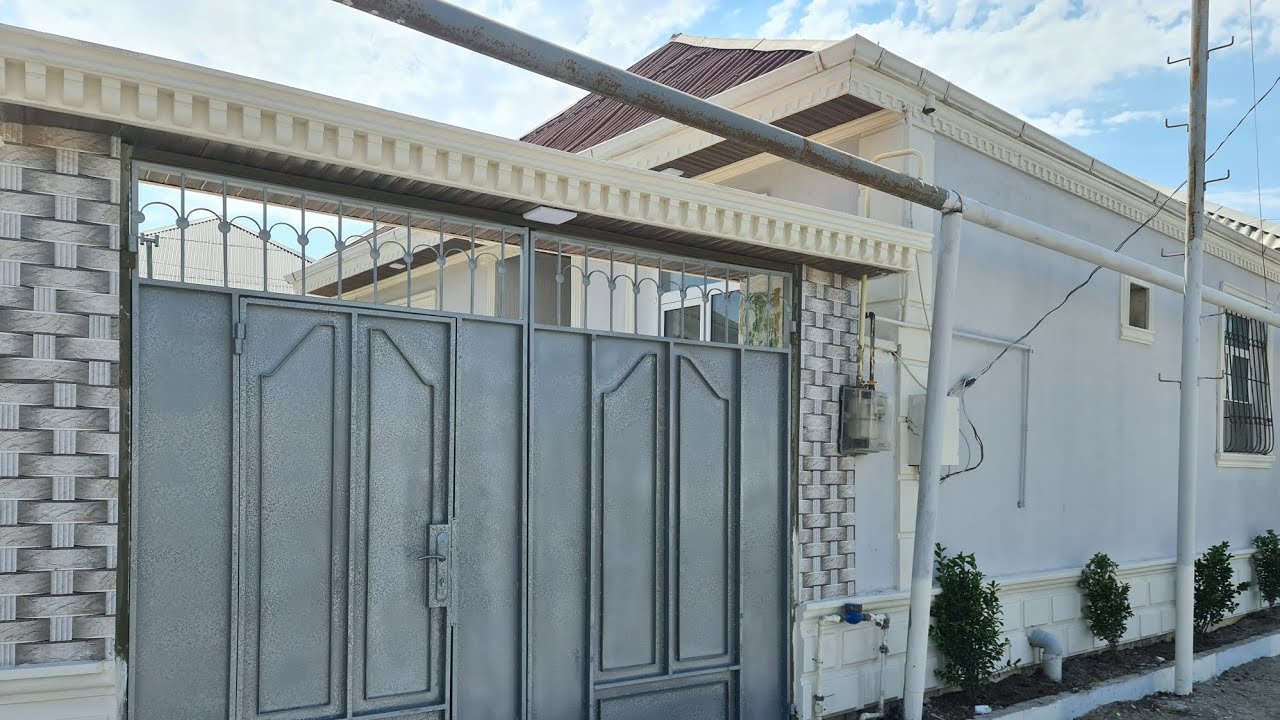 Biləcəridə 57 000 azn-ə dayanacağa yaxın 3 otaqlı həyət ev satılır. 070 222 49 30 Elxan