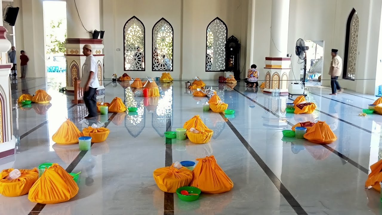 Buka Puasa Bersama Memperingati Nuzulul Qur'an Masjid Taqwa Gampong Seutui (8 Maret 2026) 
